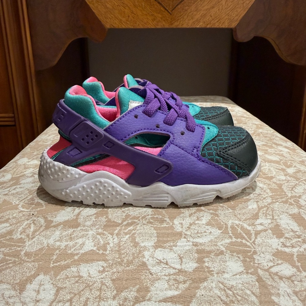 Nike Air Huarache Toddler Shoes - Picture 1 of 7